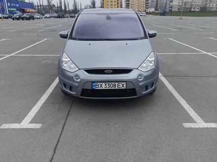 Форд С-Макс 2008 в Каменце-Подольском на Automoto.ua Серый Форд С-Макс, объемом двигателя 2 л и пробегом 255 тыс. км за 7900 $, фото 1 на Automoto.ua