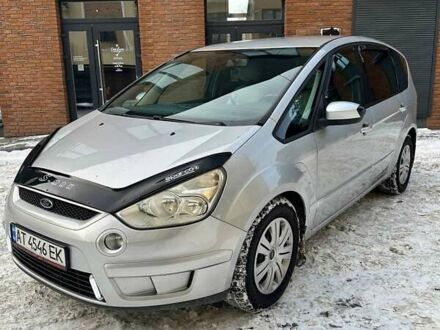 Серый Форд С-Макс, объемом двигателя 2 л и пробегом 184 тыс. км за 7600 $, фото 1 на Automoto.ua