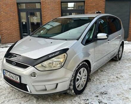 Серый Форд С-Макс, объемом двигателя 2 л и пробегом 184 тыс. км за 7600 $, фото 1 на Automoto.ua