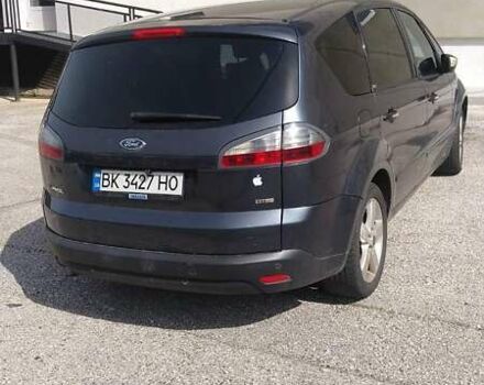 Серый Форд С-Макс, объемом двигателя 1.8 л и пробегом 263 тыс. км за 5500 $, фото 1 на Automoto.ua