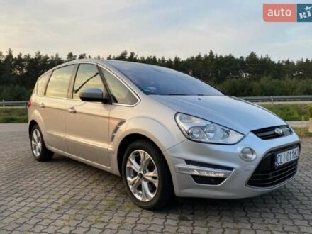 Сірий Форд С-Макс, об'ємом двигуна 2 л та пробігом 243 тис. км за 7300 $, фото 1 на Automoto.ua