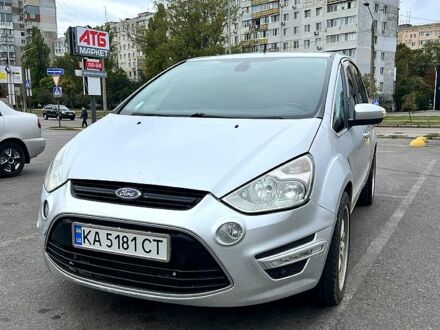 Сірий Форд С-Макс, об'ємом двигуна 2 л та пробігом 364 тис. км за 7999 $, фото 1 на Automoto.ua