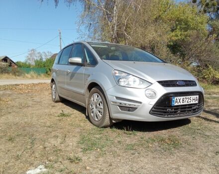 Сірий Форд С-Макс, об'ємом двигуна 1.6 л та пробігом 255 тис. км за 8652 $, фото 1 на Automoto.ua