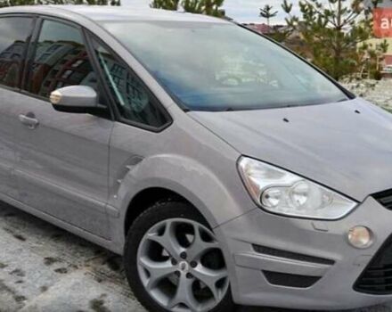 Серый Форд С-Макс, объемом двигателя 2 л и пробегом 208 тыс. км за 9300 $, фото 1 на Automoto.ua