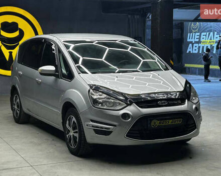 Серый Форд С-Макс, объемом двигателя 1.56 л и пробегом 250 тыс. км за 8200 $, фото 1 на Automoto.ua