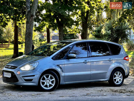 Сірий Форд С-Макс, об'ємом двигуна 2 л та пробігом 213 тис. км за 7300 $, фото 1 на Automoto.ua