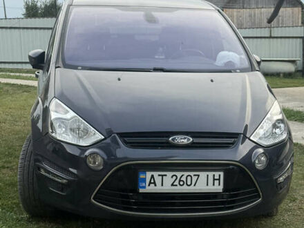 Серый Форд С-Макс, объемом двигателя 1.56 л и пробегом 215 тыс. км за 12800 $, фото 1 на Automoto.ua