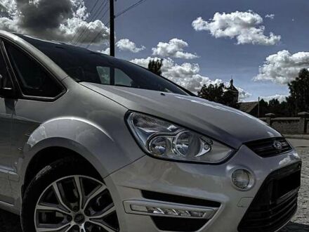 Форд С-Макс 2014 в Дрогобыче на Automoto.ua Серый Форд С-Макс, объемом двигателя 2 л и пробегом 280 тыс. км за 10500 $, фото 1 на Automoto.ua