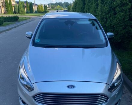 Серый Форд С-Макс, объемом двигателя 2 л и пробегом 210 тыс. км за 15000 $, фото 1 на Automoto.ua