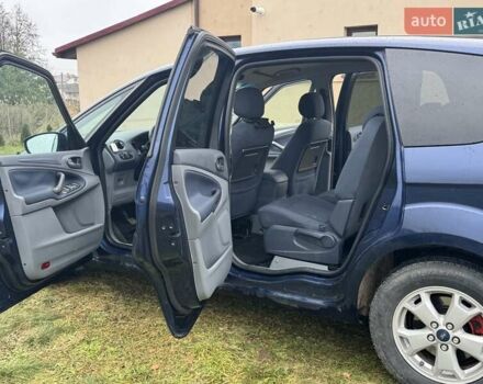 Синій Форд С-Макс, об'ємом двигуна 1.75 л та пробігом 311 тис. км за 6990 $, фото 2 на Automoto.ua