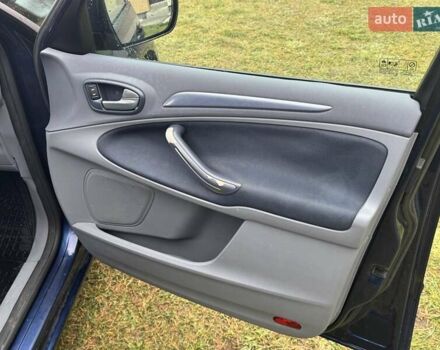 Синій Форд С-Макс, об'ємом двигуна 1.75 л та пробігом 311 тис. км за 6990 $, фото 13 на Automoto.ua