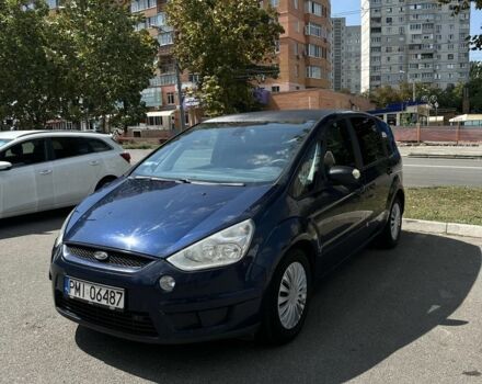 Синій Форд С-Макс, об'ємом двигуна 1.8 л та пробігом 300 тис. км за 3520 $, фото 1 на Automoto.ua