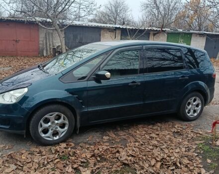 Зелений Форд С-Макс, об'ємом двигуна 2 л та пробігом 283 тис. км за 6800 $, фото 1 на Automoto.ua