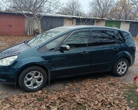 Зеленый Форд С-Макс, объемом двигателя 2 л и пробегом 283 тыс. км за 6800 $, фото 1 на Automoto.ua