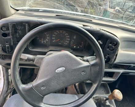 Форд Скорпио 1985 в Кривом Роге на Automoto.ua Белый Форд Скорпио, объемом двигателя 2 л и пробегом 2 тыс. км за 1194 $, фото 6 на Automoto.ua