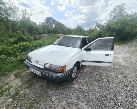 Белый Форд Скорпио, объемом двигателя 3 л и пробегом 345 тыс. км за 811 $, фото 3 на Automoto.ua