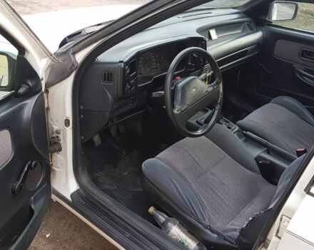 Белый Форд Скорпио, объемом двигателя 2 л и пробегом 500 тыс. км за 64000 $, фото 7 на Automoto.ua