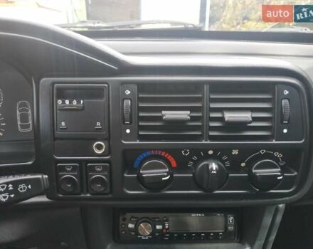 Белый Форд Скорпио, объемом двигателя 2.4 л и пробегом 300 тыс. км за 1600 $, фото 1 на Automoto.ua