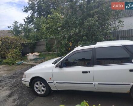 Белый Форд Скорпио, объемом двигателя 2.4 л и пробегом 300 тыс. км за 1600 $, фото 4 на Automoto.ua