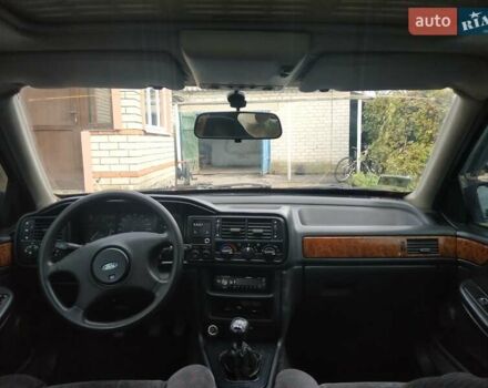 Белый Форд Скорпио, объемом двигателя 2.4 л и пробегом 300 тыс. км за 1600 $, фото 5 на Automoto.ua