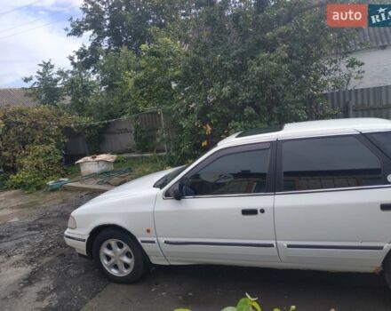 Белый Форд Скорпио, объемом двигателя 2.4 л и пробегом 300 тыс. км за 1600 $, фото 3 на Automoto.ua