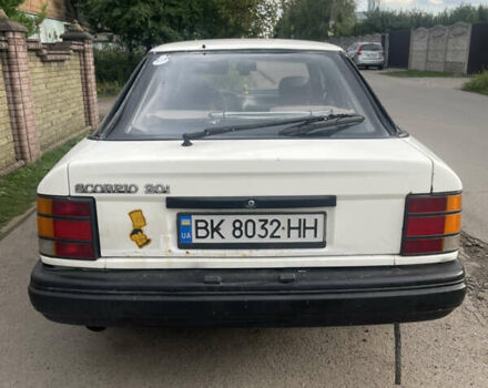 Форд Скорпио 1986 в Ровно на Automoto.ua Белый Форд Скорпио, объемом двигателя 2 л и пробегом 400 тыс. км за 900 $, фото 5 на Automoto.ua