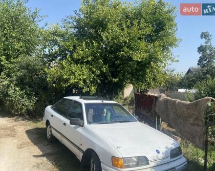 Белый Форд Скорпио, объемом двигателя 2 л и пробегом 360 тыс. км за 1100 $, фото 1 на Automoto.ua