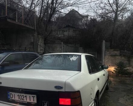 Белый Форд Скорпио, объемом двигателя 2 л и пробегом 190 тыс. км за 1016 $, фото 3 на Automoto.ua