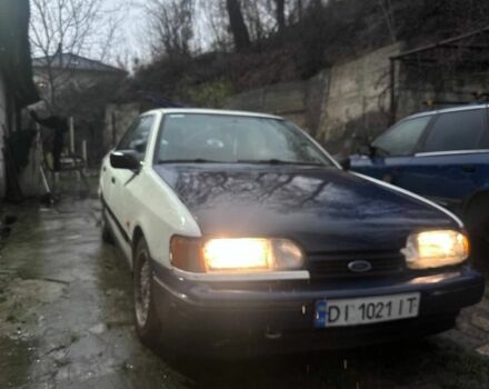 Белый Форд Скорпио, объемом двигателя 2 л и пробегом 190 тыс. км за 1016 $, фото 1 на Automoto.ua