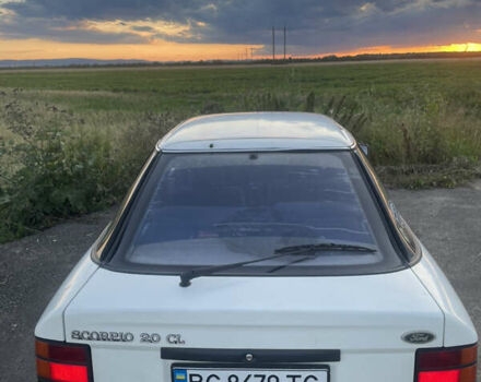 Белый Форд Скорпио, объемом двигателя 2 л и пробегом 330 тыс. км за 1500 $, фото 5 на Automoto.ua