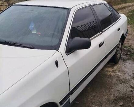 Білий Форд Скорпіо, об'ємом двигуна 2 л та пробігом 250 тис. км за 1250 $, фото 1 на Automoto.ua