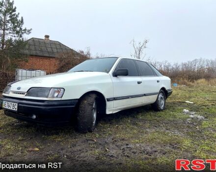 Белый Форд Скорпио, объемом двигателя 2 л и пробегом 387 тыс. км за 1750 $, фото 1 на Automoto.ua