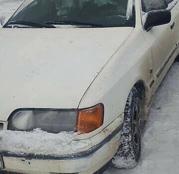 Белый Форд Скорпио, объемом двигателя 2 л и пробегом 300 тыс. км за 1200 $, фото 1 на Automoto.ua