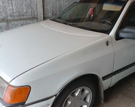 Белый Форд Скорпио, объемом двигателя 2 л и пробегом 300 тыс. км за 750 $, фото 1 на Automoto.ua