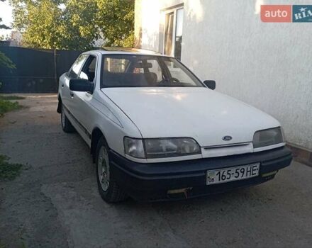 Белый Форд Скорпио, объемом двигателя 0 л и пробегом 300 тыс. км за 800 $, фото 1 на Automoto.ua