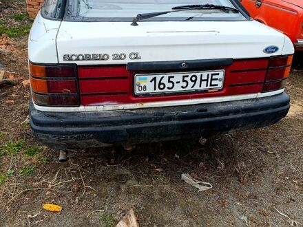 Форд Скорпио 1986 в Бершаде на Automoto.ua Белый Форд Скорпио, объемом двигателя 20 л и пробегом 256 тыс. км за 700 $, фото 1 на Automoto.ua