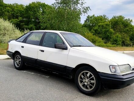 Форд Скорпио 1988 в Харькове на Automoto.ua Белый Форд Скорпио, объемом двигателя 2 л и пробегом 300 тыс. км за 900 $, фото 1 на Automoto.ua