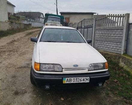 Белый Форд Скорпио, объемом двигателя 2 л и пробегом 250 тыс. км за 999 $, фото 1 на Automoto.ua