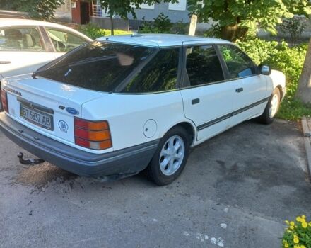 Белый Форд Скорпио, объемом двигателя 3 л и пробегом 345 тыс. км за 811 $, фото 1 на Automoto.ua