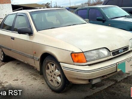 Белый Форд Скорпио, объемом двигателя 2 л и пробегом 220 тыс. км за 850 $, фото 1 на Automoto.ua