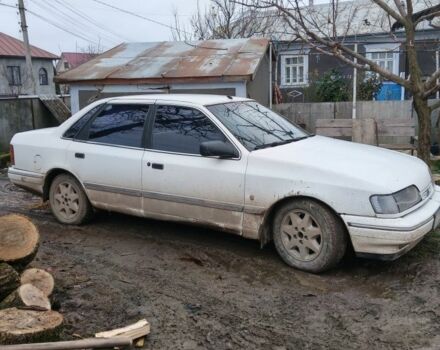 Белый Форд Скорпио, объемом двигателя 2 л и пробегом 300 тыс. км за 800 $, фото 1 на Automoto.ua