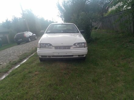 Форд Скорпио 1992 в Черкассах на Automoto.ua Белый Форд Скорпио, объемом двигателя 2 л и пробегом 250 тыс. км за 217 $, фото 1 на Automoto.ua