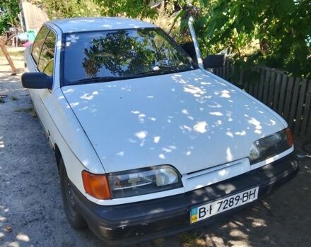 Білий Форд Скорпіо, об'ємом двигуна 2 л та пробігом 253 тис. км за 725 $, фото 1 на Automoto.ua