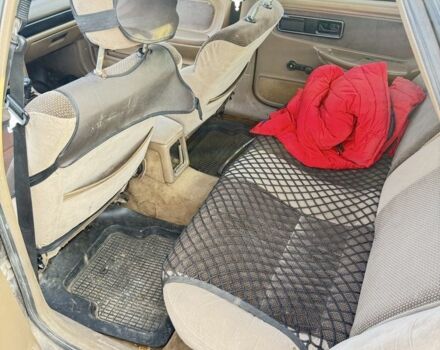 Бежевий Форд Скорпіо, об'ємом двигуна 2 л та пробігом 300 тис. км за 500 $, фото 5 на Automoto.ua