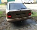 Бежевый Форд Скорпио, объемом двигателя 2.4 л и пробегом 300 тыс. км за 1250 $, фото 3 на Automoto.ua