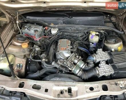 Бежевый Форд Скорпио, объемом двигателя 2.4 л и пробегом 300 тыс. км за 1250 $, фото 13 на Automoto.ua