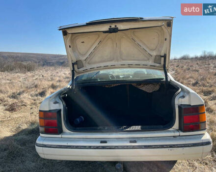 Бежевый Форд Скорпио, объемом двигателя 2 л и пробегом 350 тыс. км за 1300 $, фото 5 на Automoto.ua
