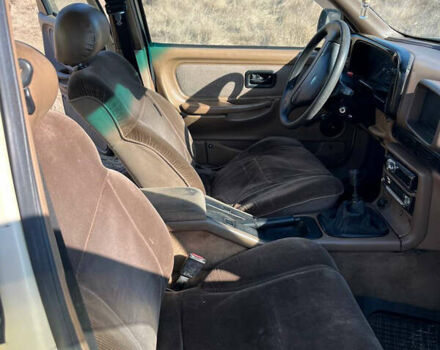 Бежевый Форд Скорпио, объемом двигателя 2 л и пробегом 350 тыс. км за 1300 $, фото 2 на Automoto.ua