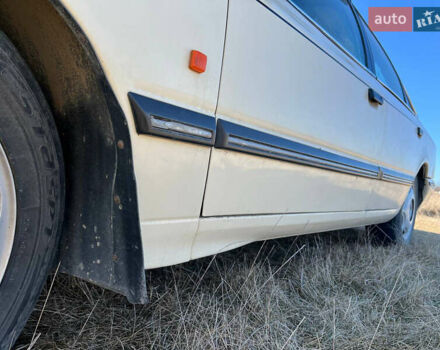 Бежевый Форд Скорпио, объемом двигателя 2 л и пробегом 350 тыс. км за 1300 $, фото 15 на Automoto.ua