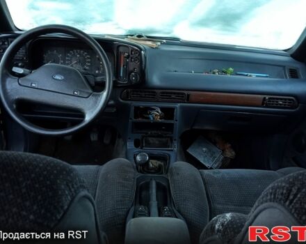 Бежевый Форд Скорпио, объемом двигателя 2 л и пробегом 300 тыс. км за 390 $, фото 1 на Automoto.ua